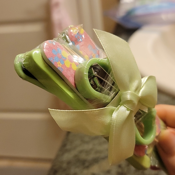 Donna Michelle 9 Pack Pedicure Set - Picture 5 of 5